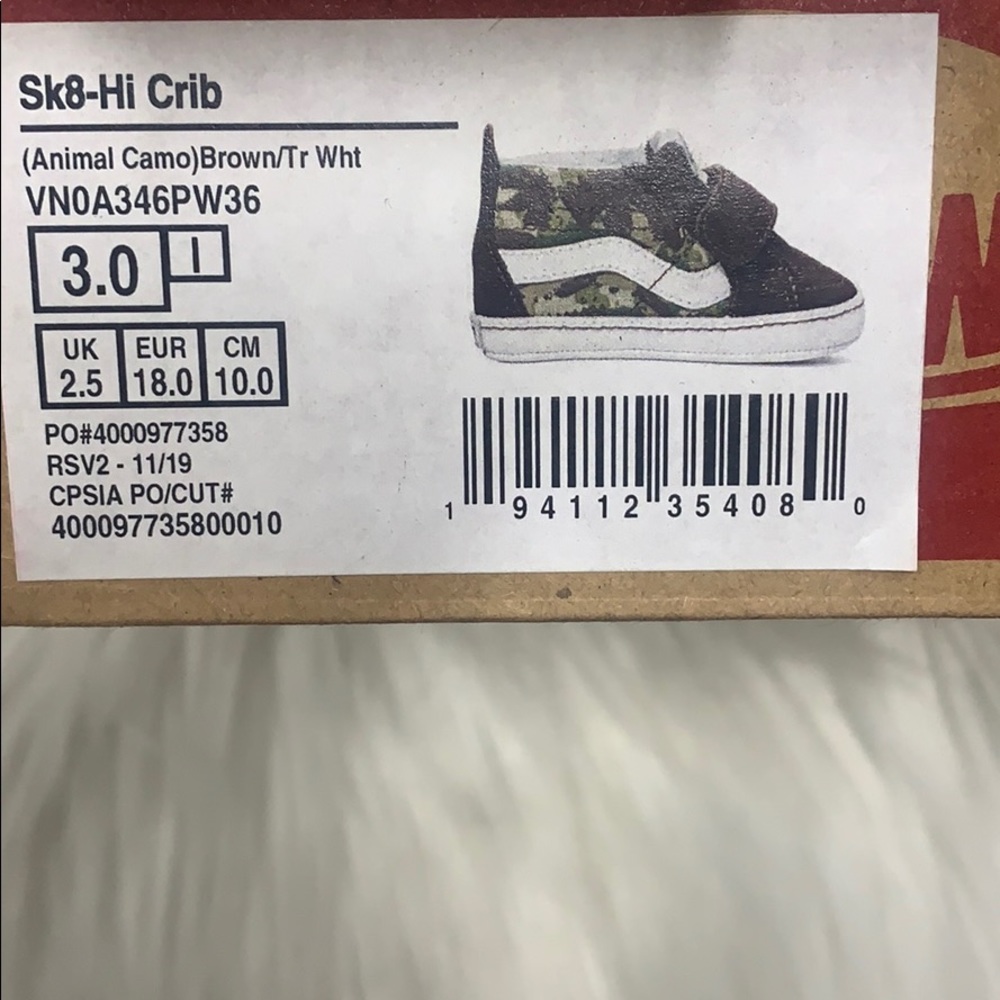 Vans - Picture 2 of 4